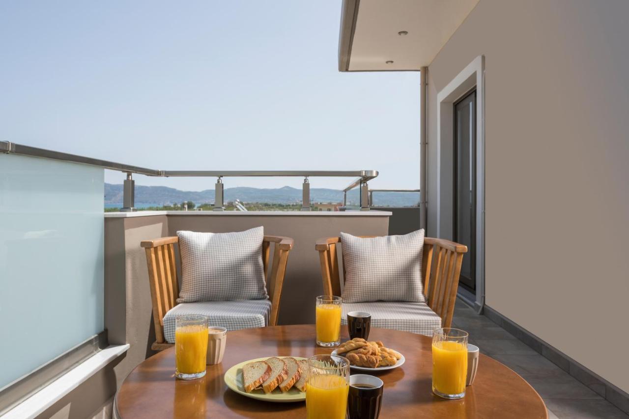 Indigo Blue Seaside Deluxe Apartments Kíssamos Екстериор снимка